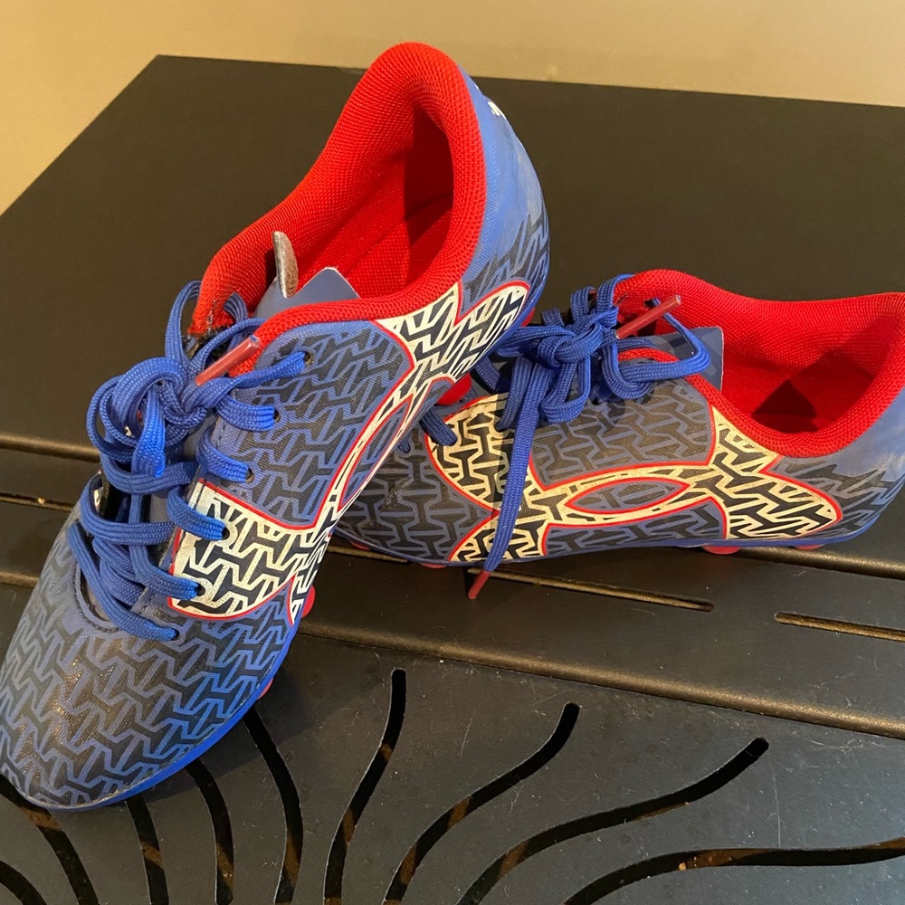 Under Armour Youth Cleats